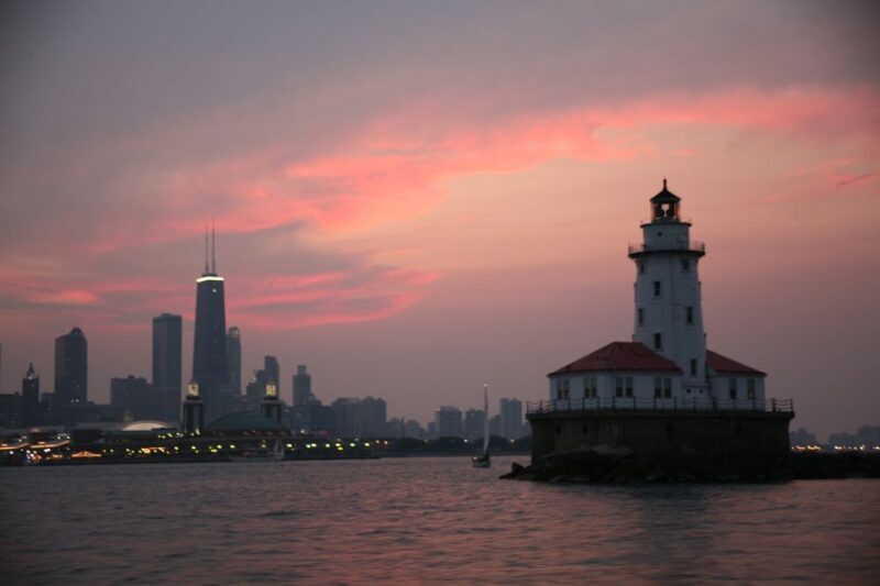 Chicago by Night River and Lake Cruise - An In-Depth Look at the Experience