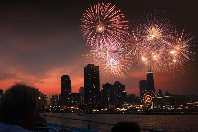 Chicago By Night River & Lake Cruise - Key Points