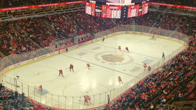 Chicago: Chicago Blackhawks NHL Game Ticket at United Center - Authentic Local Sports Culture