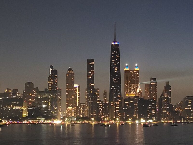 Chicago: Christmas Eve Lake Michigan Gourmet Dinner Cruise - The Value of the Experience