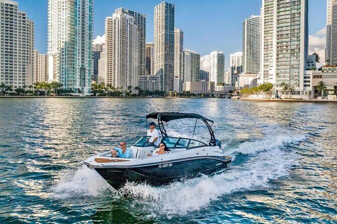 Chicago City Boat Tours - An In-Depth Look at Chicago City Boat Tours
