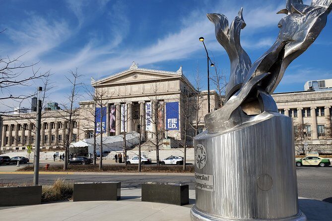 Chicago City Minibus Tour - The Nightlife and Residential Districts