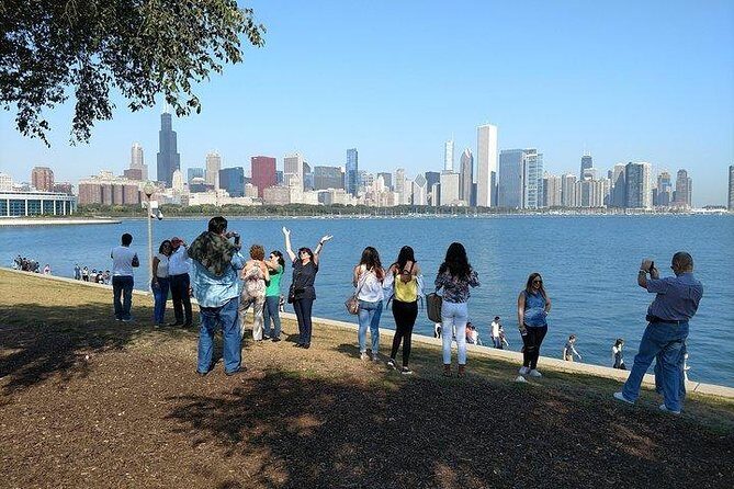 Chicago City Minibus Tour - Lake Michigan Views