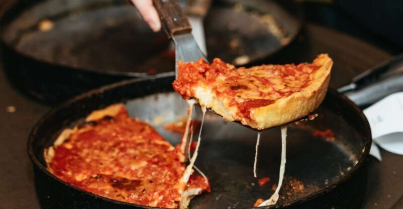 Chicago: Classic Food and Walking Tour with Free Bike/Kayak - What You Can Expect from the Tour