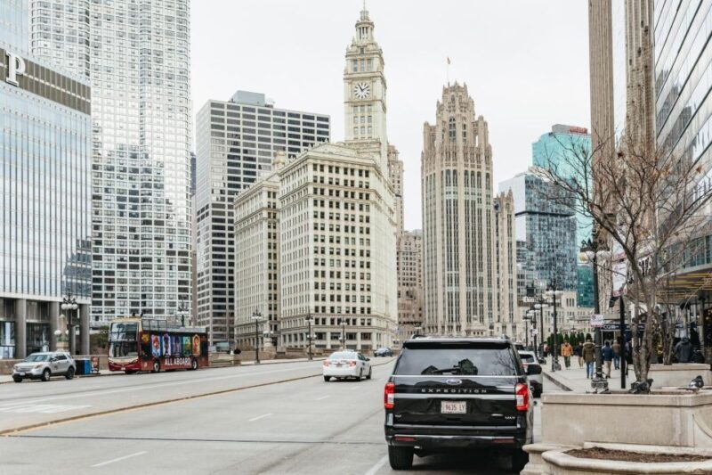 Chicago: Gangsters and Ghosts Guided Walking Tour - Who Should Consider This Tour?