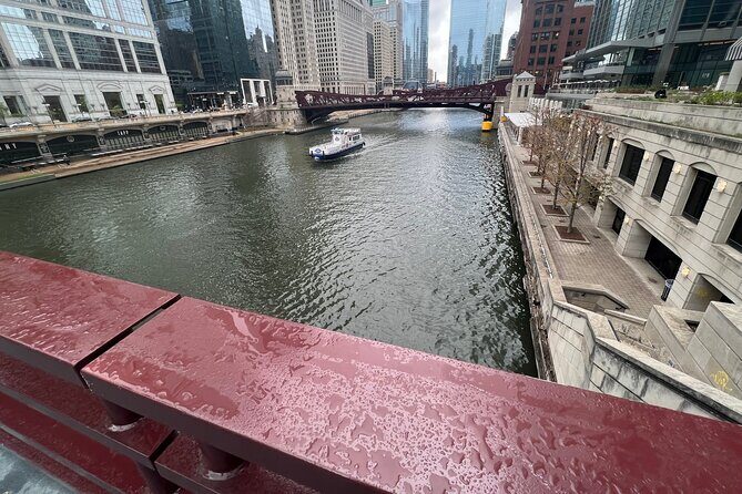 Chicago Hauntings Original Ghost Walk through Old Chicago - A Closer Look at the Chicago Hauntings Ghost Walk