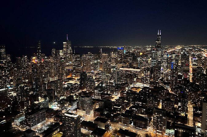 Chicago Helicopter 10-Minute Tour for up to Three Passengers - FAQ for the Chicago Helicopter 10-Minute Tour
