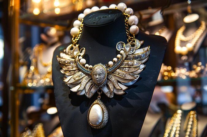 Chicago Local Fashion Designers Shopping Tour with a Stylist - Frequently Asked Questions