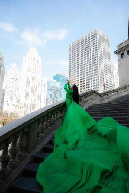 Chicago Luxury Flying Dress Photoshoot - Why Choose a Private Photoshoot?