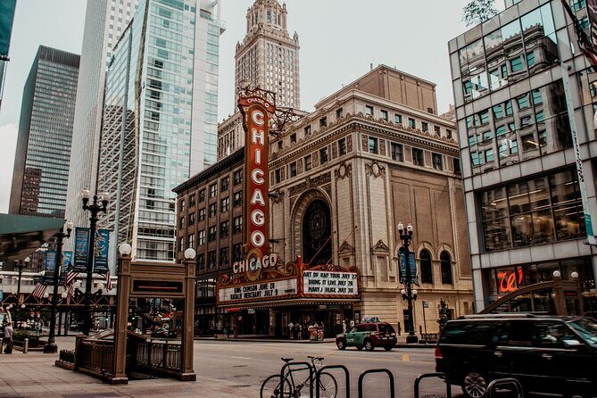 Chicago Mobs and Haunts Walking Tour - Key Points
