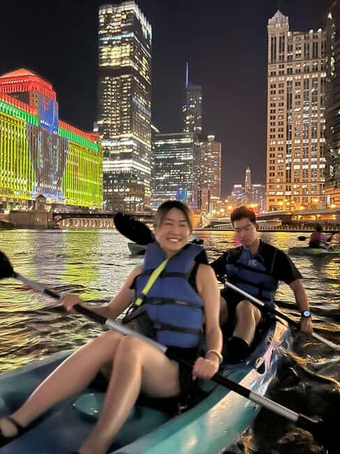 Chicago: Moonlight Paddle Tour on the Chicago River - An Introduction to the Chicago Moonlight Paddle Tour