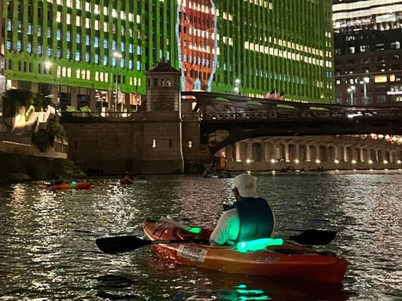 Chicago: Moonlight Paddle Tour on the Chicago River - The Itinerary: What to Expect from Start to Finish
