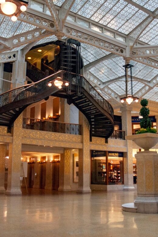 Chicago: Secret Interiors Architecture Walking Tour - The Sum Up