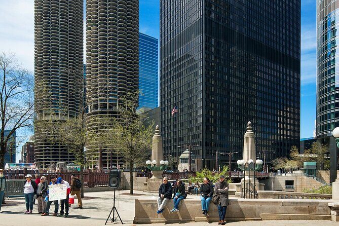 Chicago Walking Tour: Connecting Past and Present - Authentic Voices from Past Participants