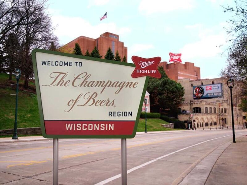 Chicago:Milwaukee City Highlights Day Trip with Brewery Tour - A Closer Look at the Day Trip