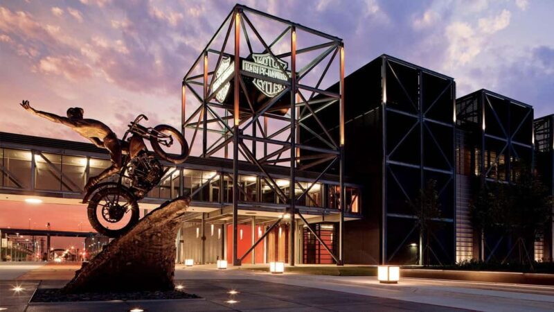 Chicago:Milwaukee City Highlights Day Trip with Brewery Tour - Transportation, Price, and Duration