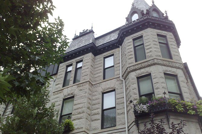 Chicago's Gold Coast Hidden History: A Self-Guided Audio Walk - A Practical Look at the Tour Experience