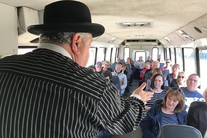 Chicago's Original Gangster Tour by Bus - Transportation, Group Size, and Practicalities