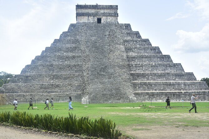 Chichén Cenote and ValladolidkTour with Buffet Lunch from Tulum - A Day in the Heart of Yucatán: What to Expect