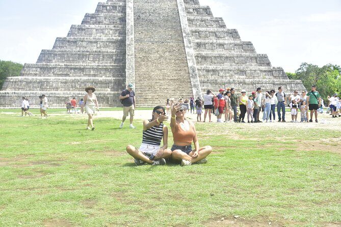 Chichen Itza and 2 Cenotes Day Tour - Exploring Valladolid: A Charming Mexican Town