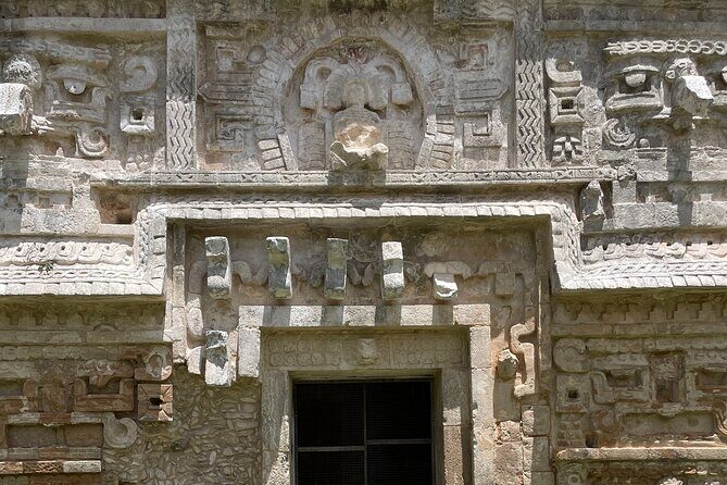 Chichen Itza and Mayan Traditions - Exploring Chichen Itza: A Closer Look