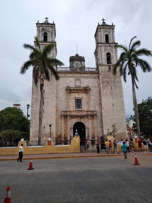 Chichen Itza and Two Cenotes Day Tour from Cancun - Frequently Asked Questions