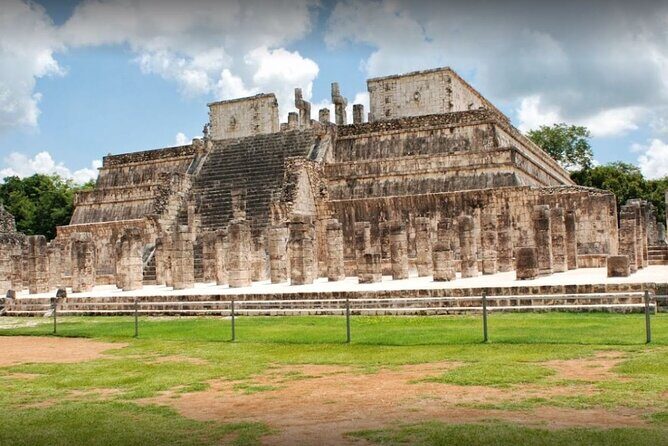 Chichen Itza Deluxe from Cancun to Playa del Carmen - Transportation and Group Size