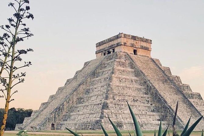 Chichen Itza Full day tour with buffet - Exploring the Day Itinerary