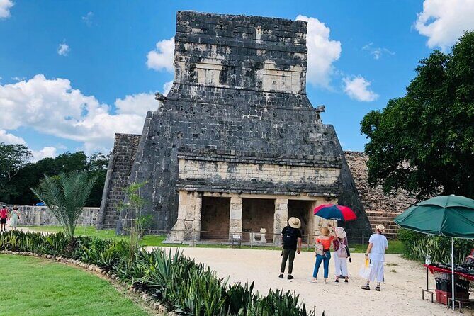 Chichén Itzá Premium Cenote y valladolid Day Tour - Introduction: What to Expect from this Tour