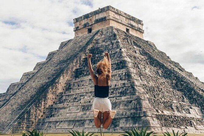 Chichen itza regular tour with lunch and Cenote experience. - Exploring the Highlights of the Tour