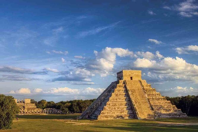 Chichen Itza & Swim in Ikil & Hubiku Cenotes from Riviera Maya - Exploring Chichen Itza: Majestic and Mystical