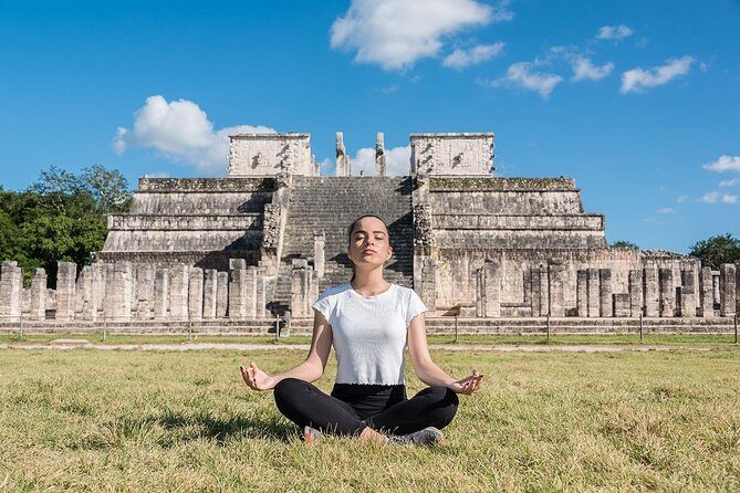 Chichén Itzá Tour with Cenote Xunáan, Valladolid & Lunch - FAQ