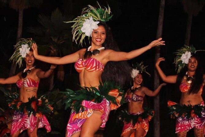Chief's Luau Admission - The Venue: Comfort and Atmosphere