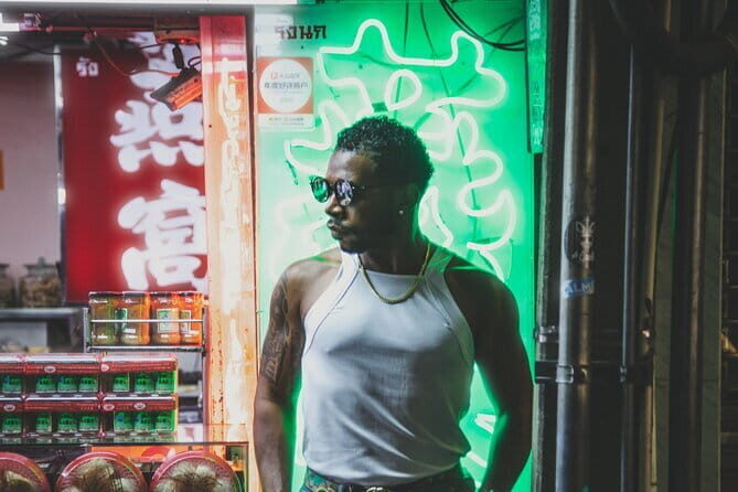 Chinatown (Yaowarat Road) Neon Photoshoot - Key Points