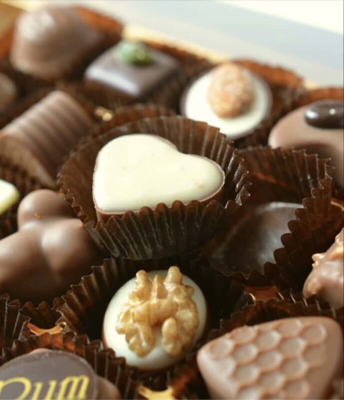 Chocolate Factory, Honey Visitor Centre and Ice Cream Tour - Who Should Consider This Tour?