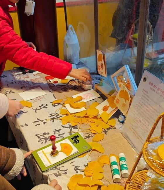 Chongqing Heritage Tour: Hands-on Crafts & Teahouse Visit - Key Points
