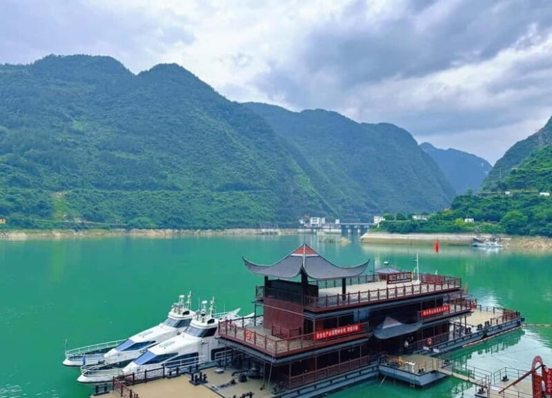 Chongqing One-Day Trip: Wulong's 3 Essentials - An In-Depth Look at the Wulong Experience