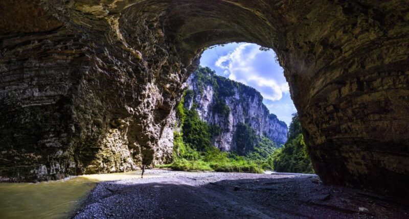 Chongqing: Private Day Tour to Wulong Karst Geological Park - Exploring Qingkou Tiankeng Scenic Area