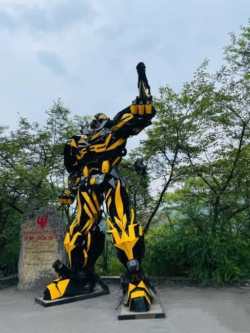 Chongqing: Wulong 2 Spots All-inclusive Luxury Private Trip - Key Points