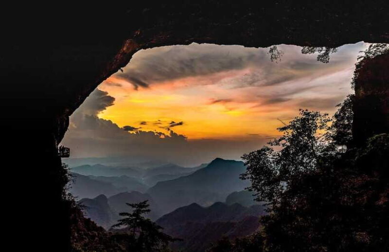 Chongqing:1-day Jinfoshan Mt hiketrip (licen guide,with car) - Authentic Experiences and Real Traveler Feedback