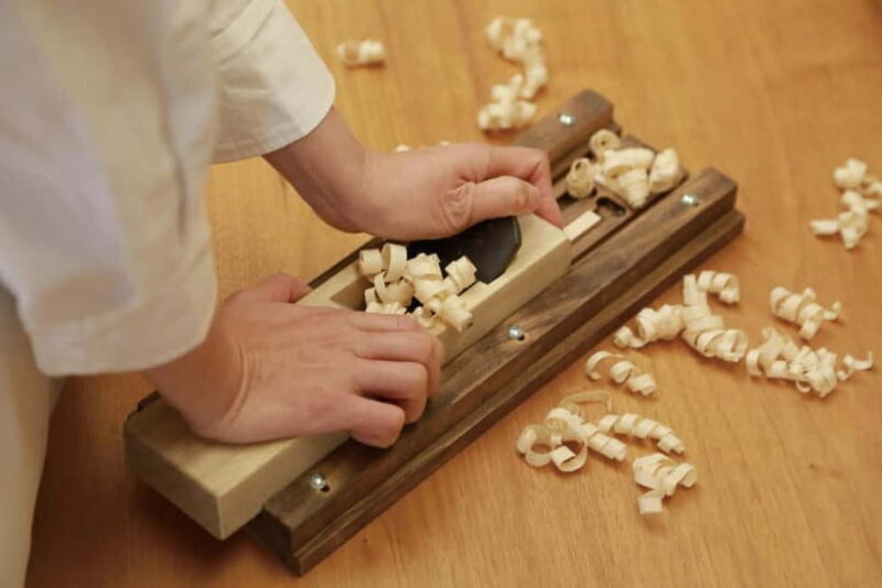 Chopstick Making Workshop in Ginza - Key Points