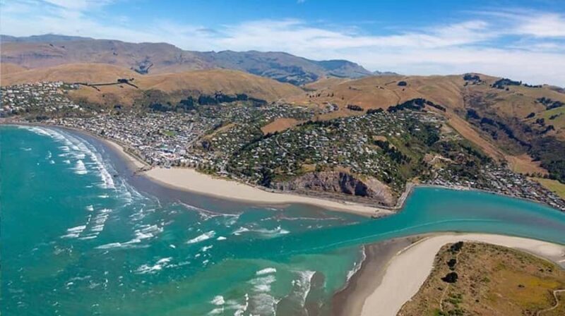 Christchurch: 20-Minutes City Helicopter Flight - The Return: Seaside Suburbs and Coastal Views