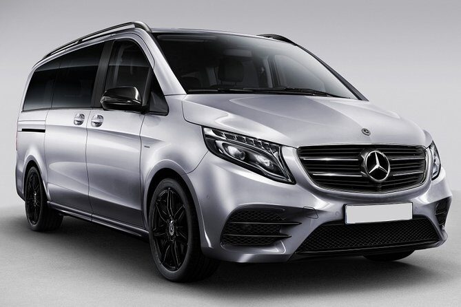 Christchurch Airport Transfers : Airport CHC to Christchurch in Luxury Van - Introduction: Smooth, Safe, and Comfortable Arrival in Christchurch