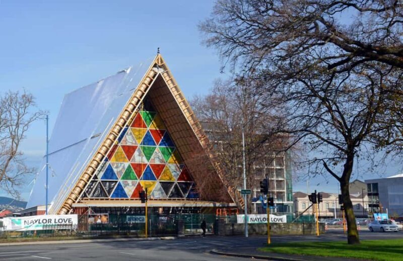 Christchurch Architectural Marvels: Private Walking Tour - Canterbury Museum: A Window into Heritage and Antarctic Finds