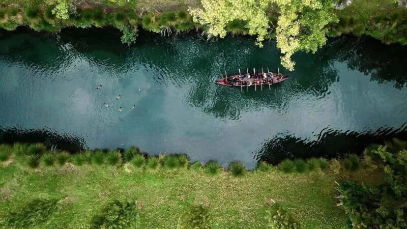 Christchurch: Waka Paddling Experience on the Avon River - A Closer Look at the Waka Paddling Experience