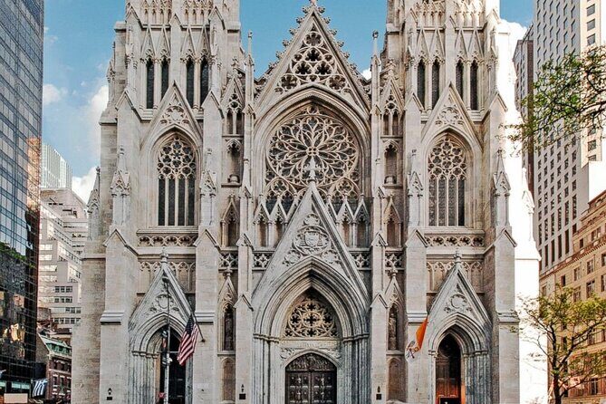 Christmas in New York: Private Holiday History Tour - A Deep Dive Into the Tour Experience