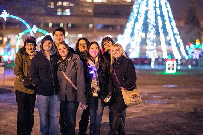 Christmas Past, Present and Future Light Tour in Milwaukee - An In-Depth Look at the Christmas Light Tour in Milwaukee