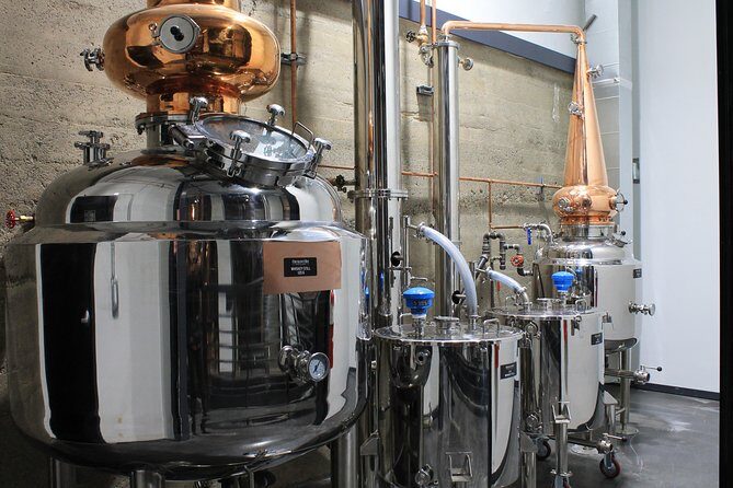 Chuckanut Bay Distillery Tour with 2 Mini Cocktails and Gift Glass - The Tour Itself: Step-by-Step
