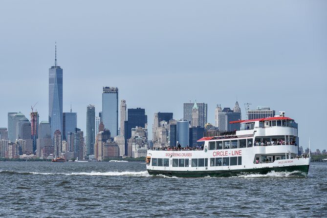 Circle Line: 1hr - NYC Liberty Cruise - An Engaging Water Tour of NYC’s Iconic Landmarks