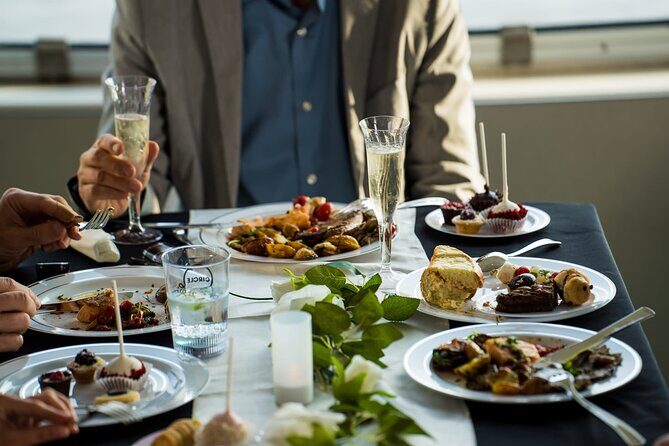 Circle Line: New Years Eve Dinner & Fireworks Cruise (All Ages) - Who Will Love This Cruise?